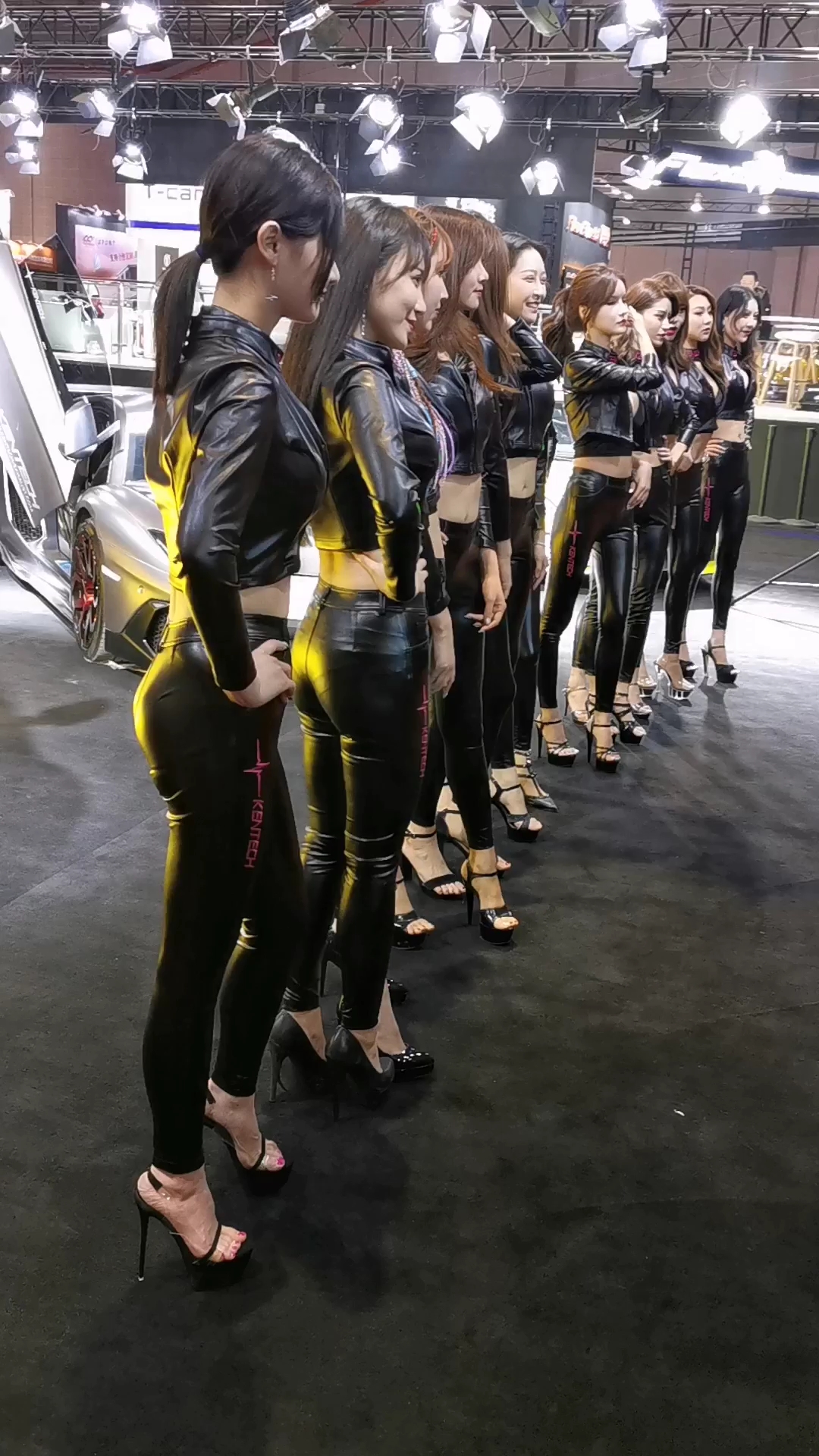 美女如云，哪个最漂亮